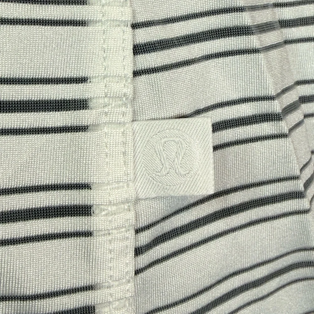 Lululemon Meet Halfway Tank – White‎ Striped 🤍✨